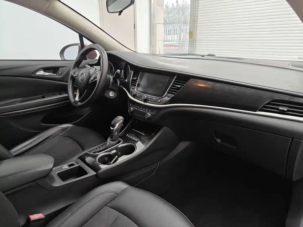 Buick Verano — миниатюра 14