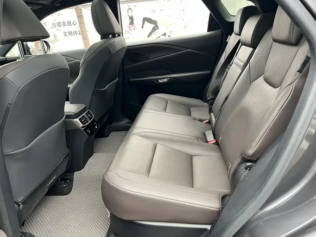 Lexus RX 2023 450h+ Enjoy