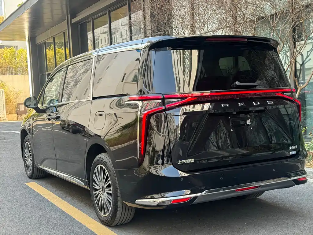 SAIC MAXUS EVERYONE 9