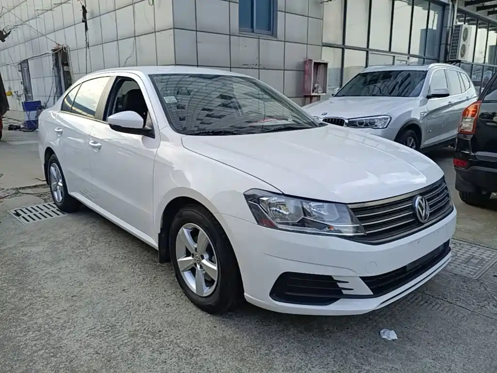 Volkswagen Lavida — миниатюра 4