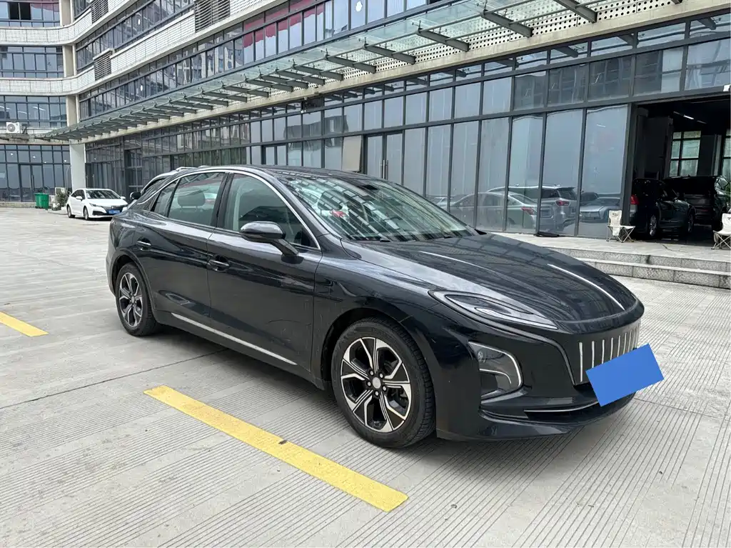 Hongqi Hongqi E-QM5 — миниатюра 3