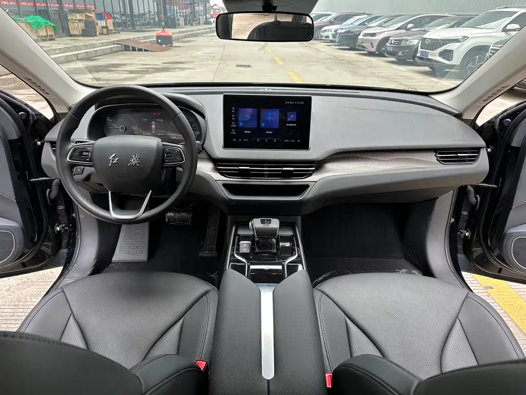 Hongqi Hongqi E-QM5 — миниатюра 9