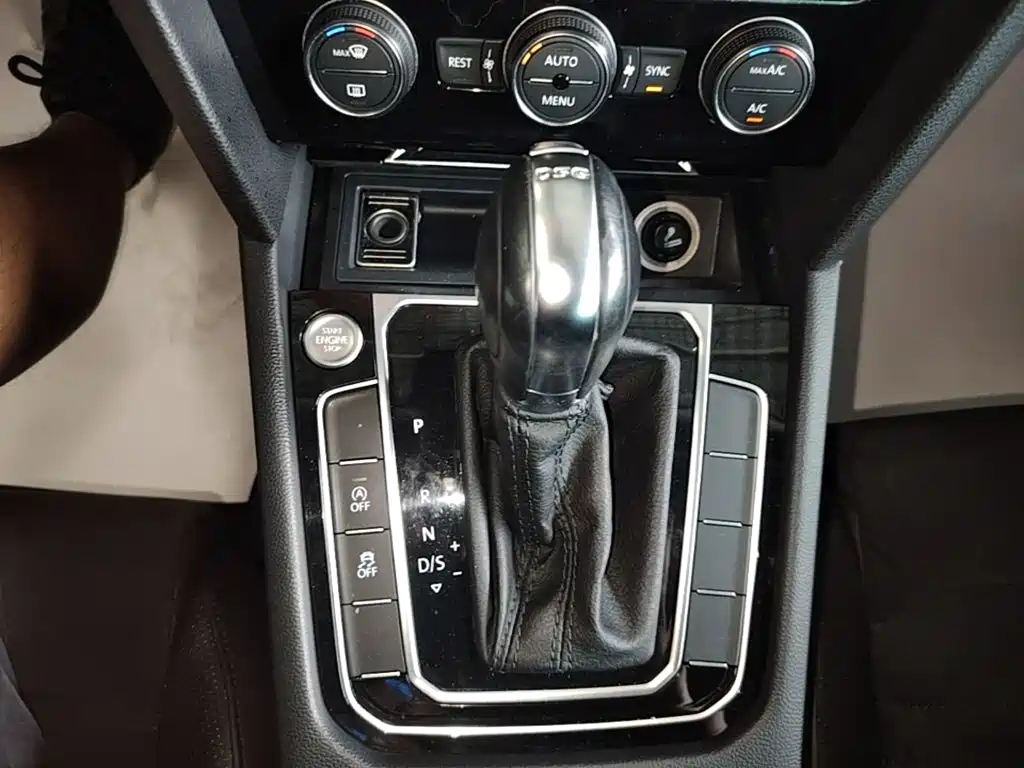 Volkswagen Magotan — миниатюра 10