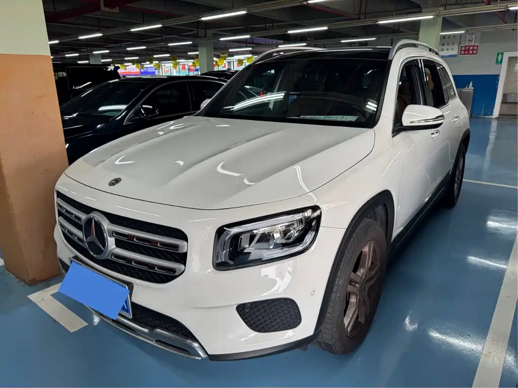 Купить Mercedes-Benz GLB