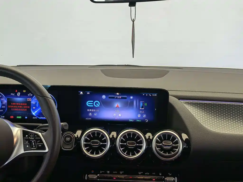 Mercedes-Benz EQA — миниатюра 17