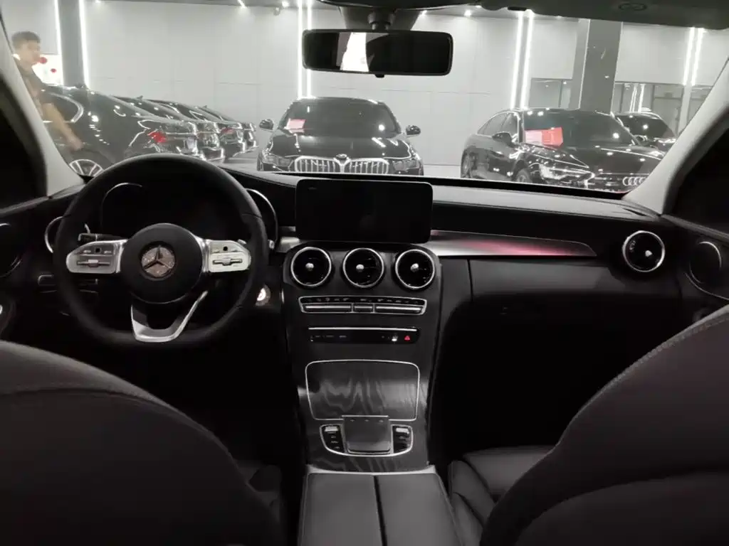 Mercedes-Benz C-Class — миниатюра 10