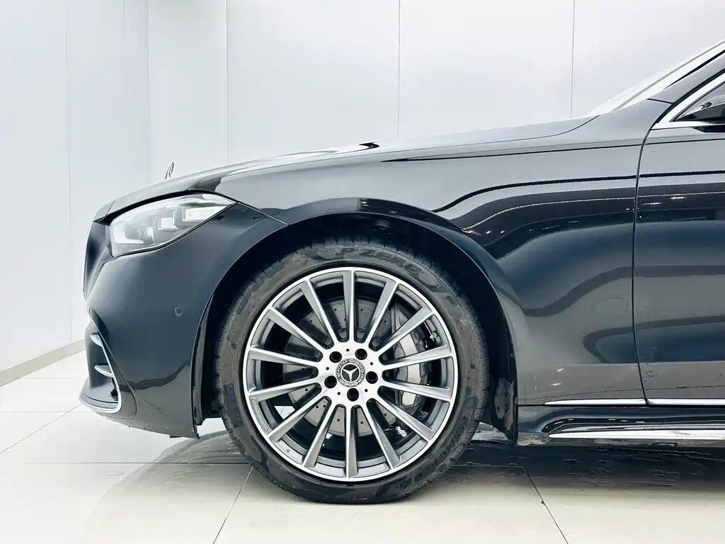 Mercedes-Benz S-Class — миниатюра 11