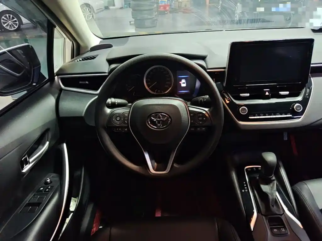 Toyota Corolla — миниатюра 11
