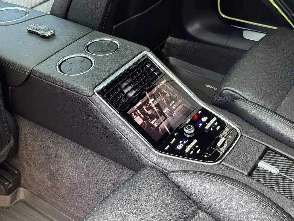Porsche Panamera — миниатюра 9