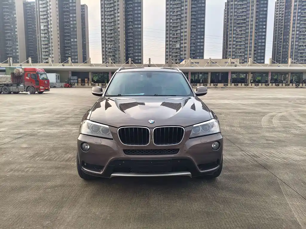 BMW X3 (Import) — миниатюра 2