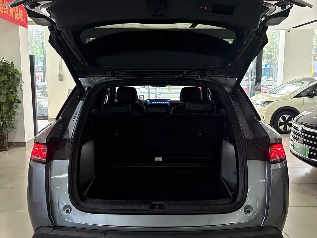 BYD L DM-i — миниатюра 15