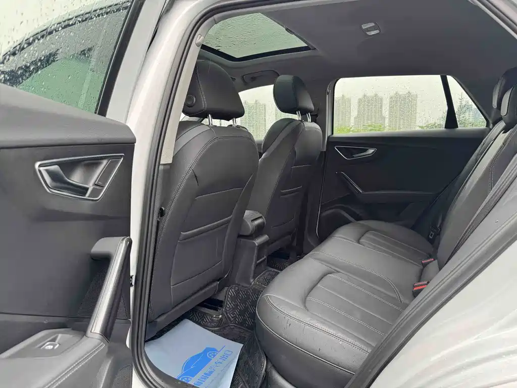 Audi Q2L — миниатюра 8