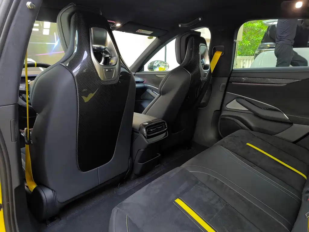 XIAOMI CAR XIAOMI SU7 ULTRA