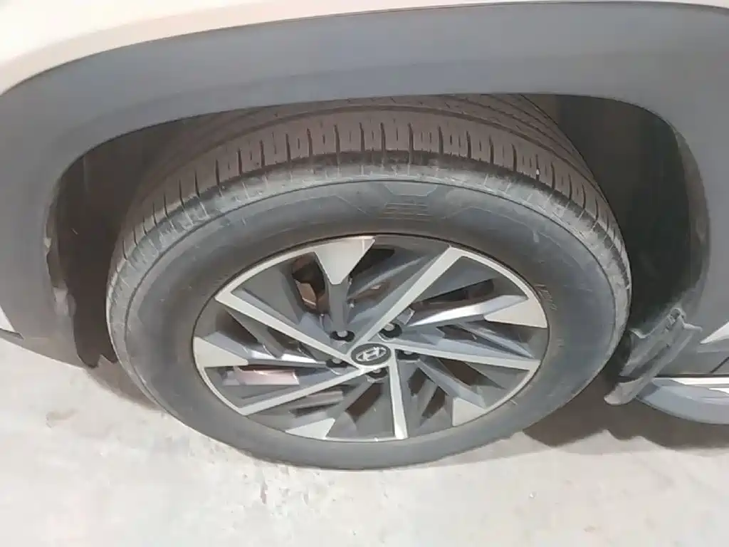Hyundai Tucson — миниатюра 23