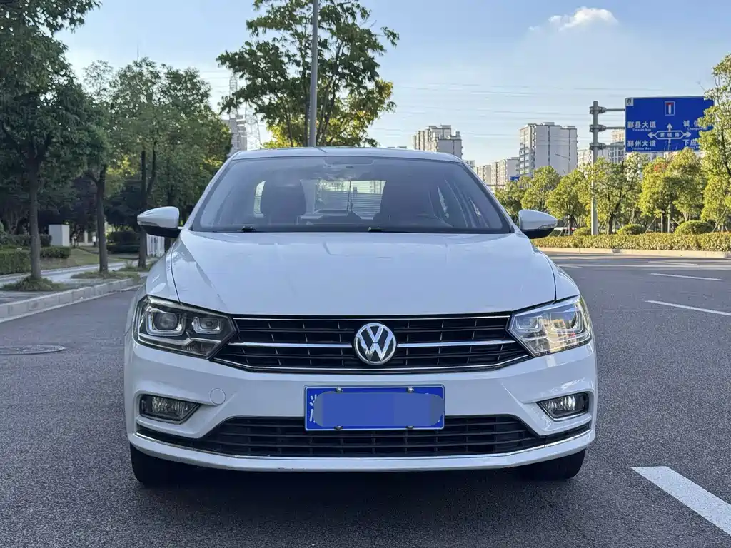 Volkswagen Bora — миниатюра 2