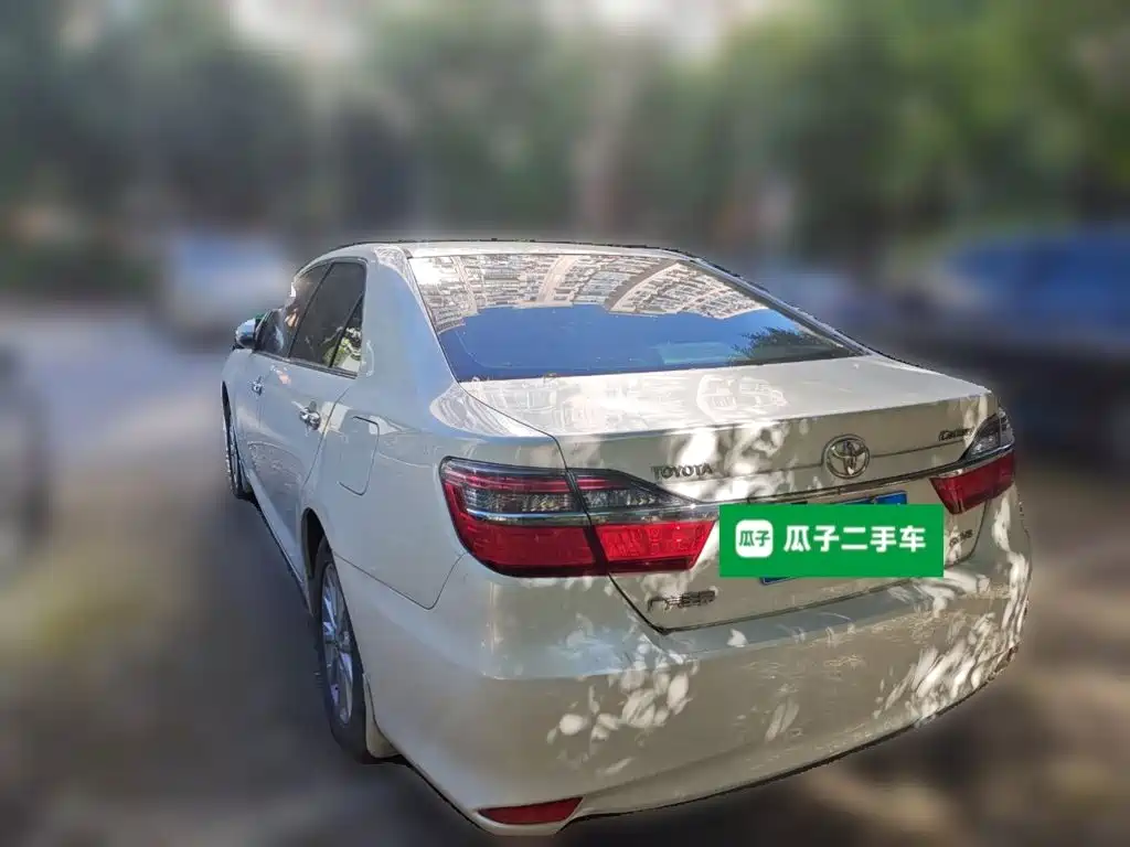 Toyota Camry — миниатюра 4