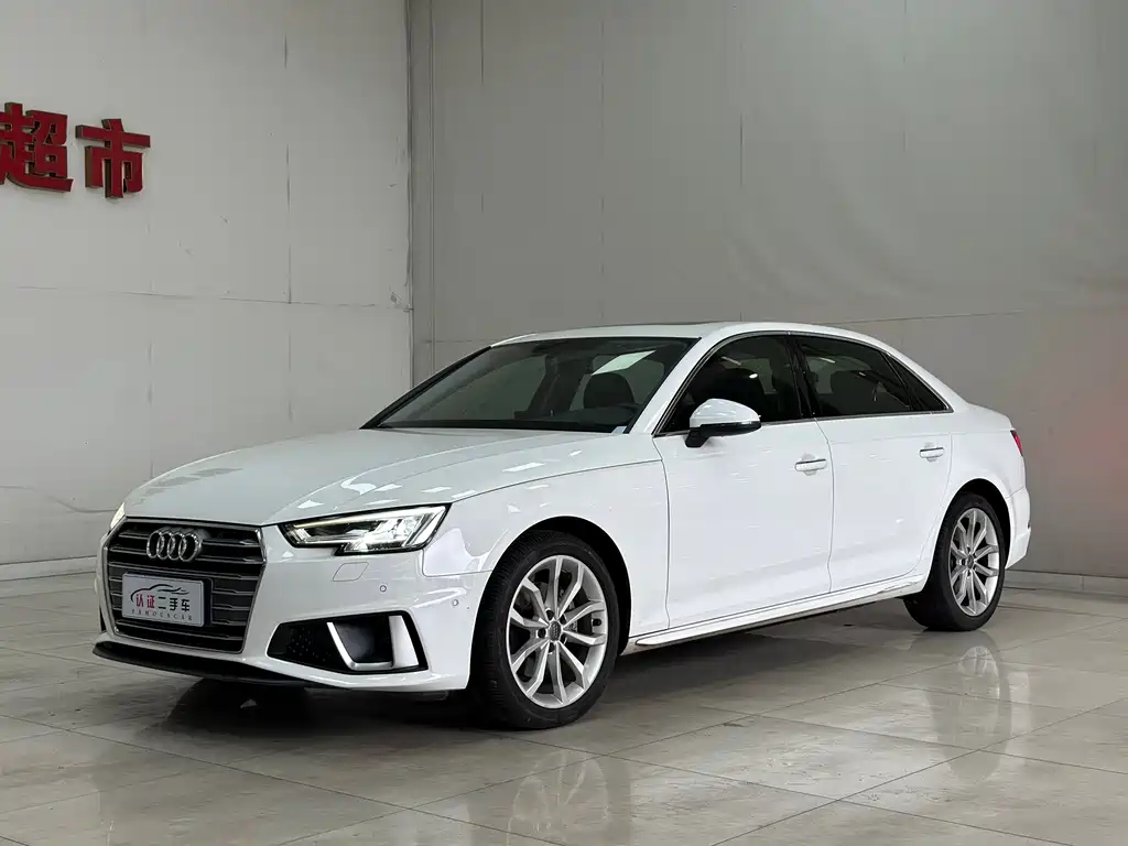Audi A4L 2019