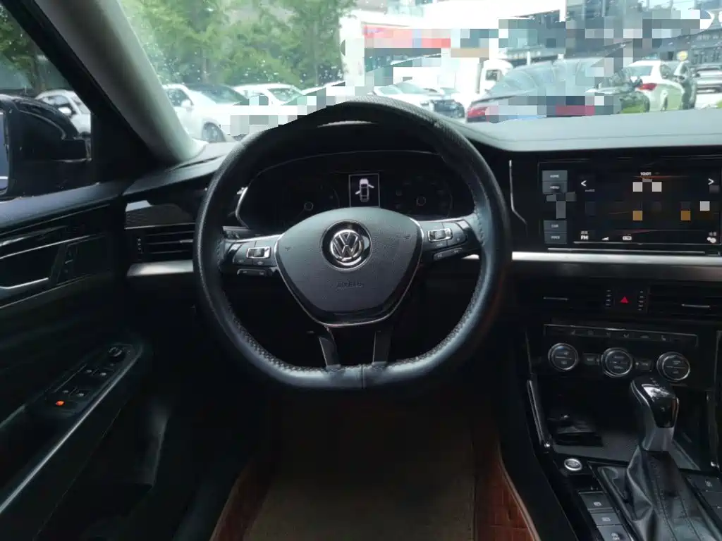 Volkswagen Passat — миниатюра 11