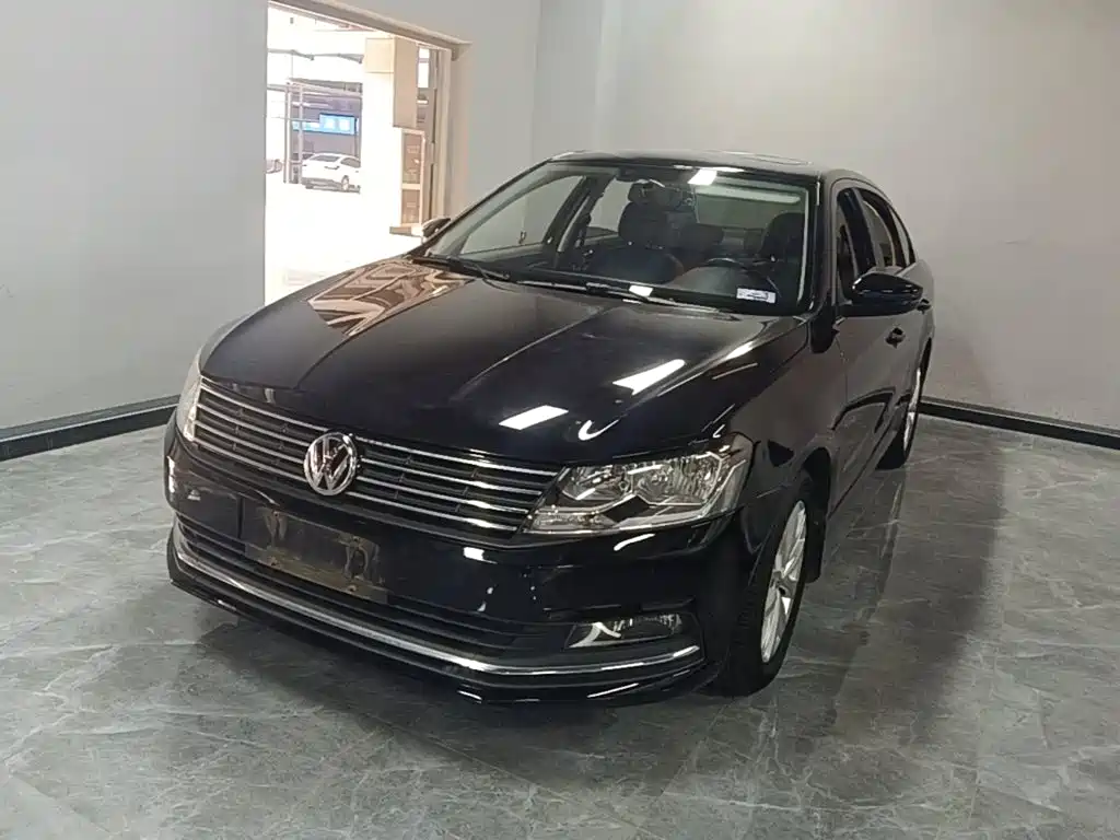 Volkswagen Lavida — миниатюра 2