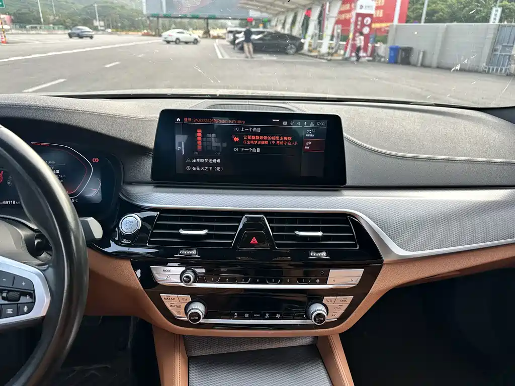 BMW 5 Series (Import) — миниатюра 7