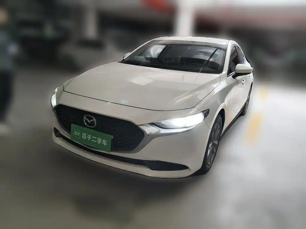 Купить Mazda 3 Axela