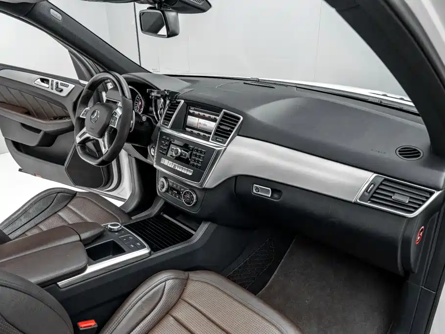 Mercedes-Benz M-Class AMG — миниатюра 23