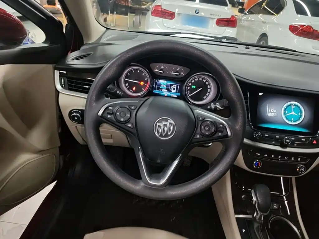 Buick Verano — миниатюра 11