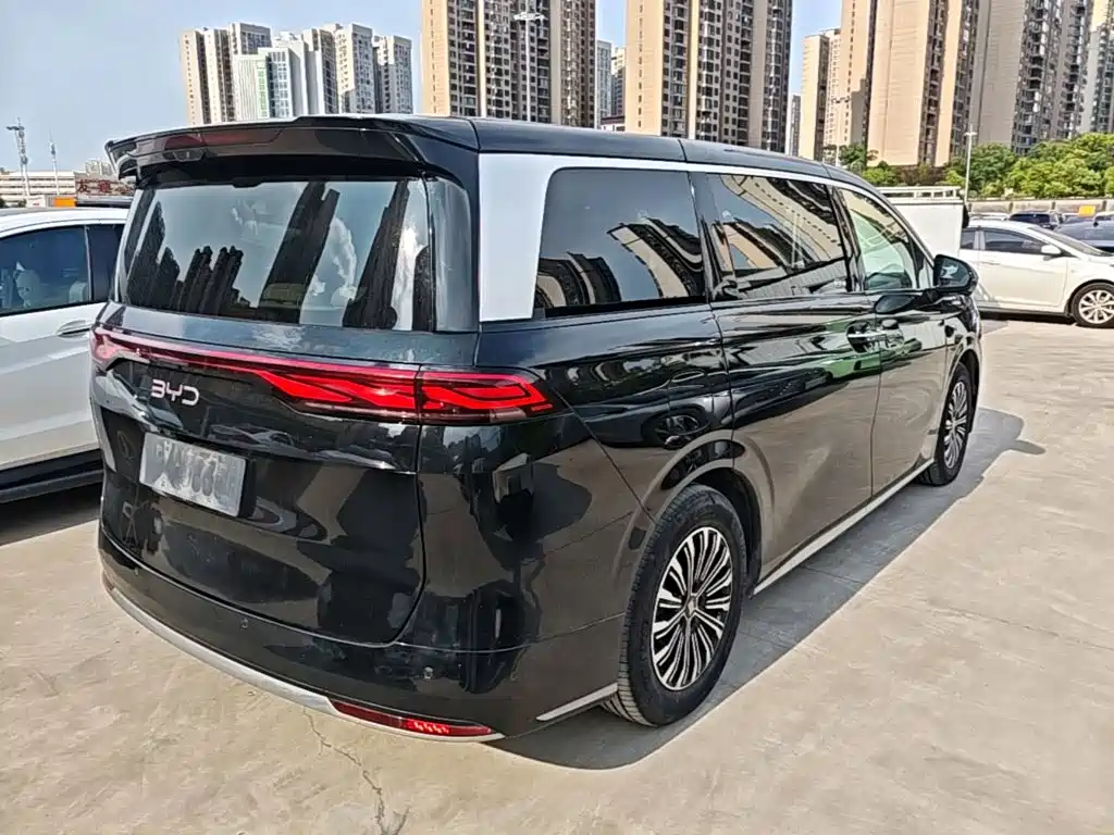 BYD Xia — миниатюра 5