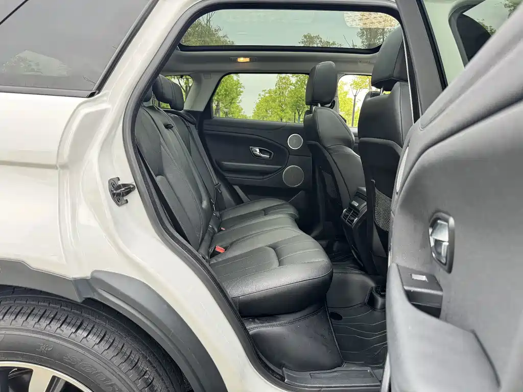 Land Rover Evoque — миниатюра 11