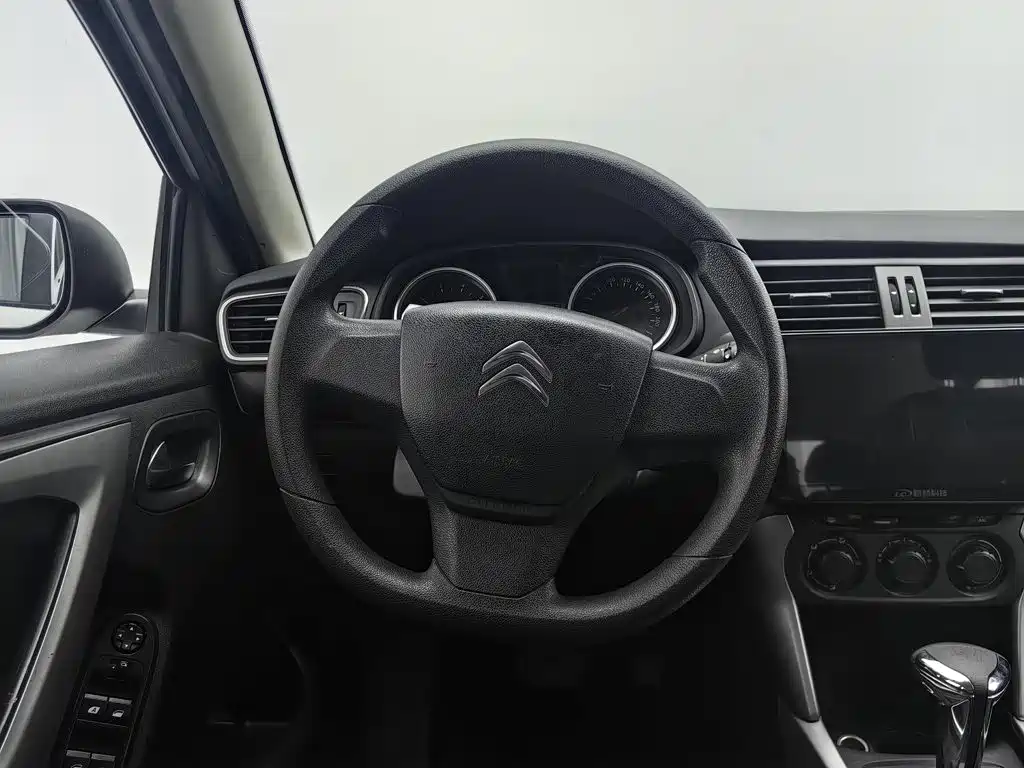 Citroen C3-XR — миниатюра 11
