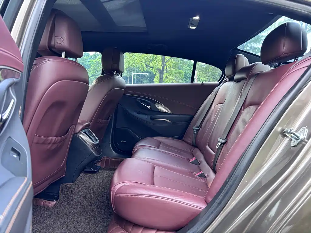 Buick LaCrosse — миниатюра 16