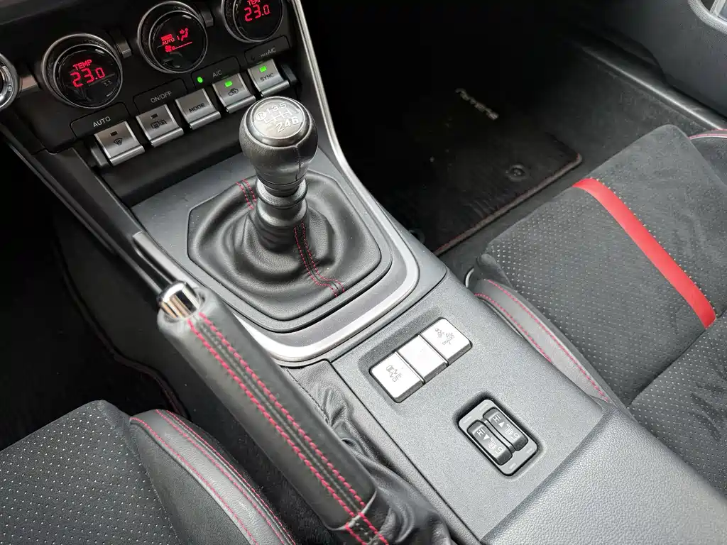 Subaru BRZ — миниатюра 11