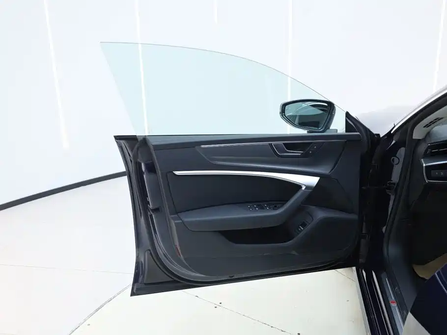 Audi A7L — миниатюра 16