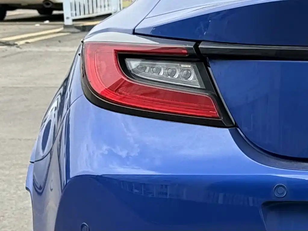 Subaru BRZ — миниатюра 9