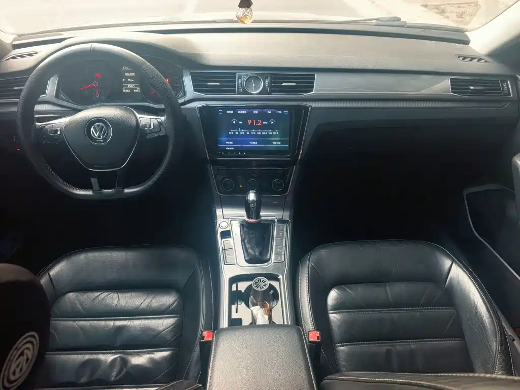 Volkswagen Passat — миниатюра 6