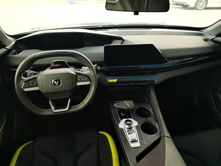 Changan UNI-V — миниатюра 12