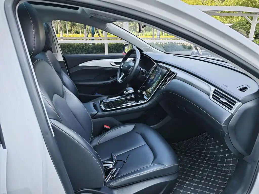 Roewe i6 MAX New Energy — миниатюра 17