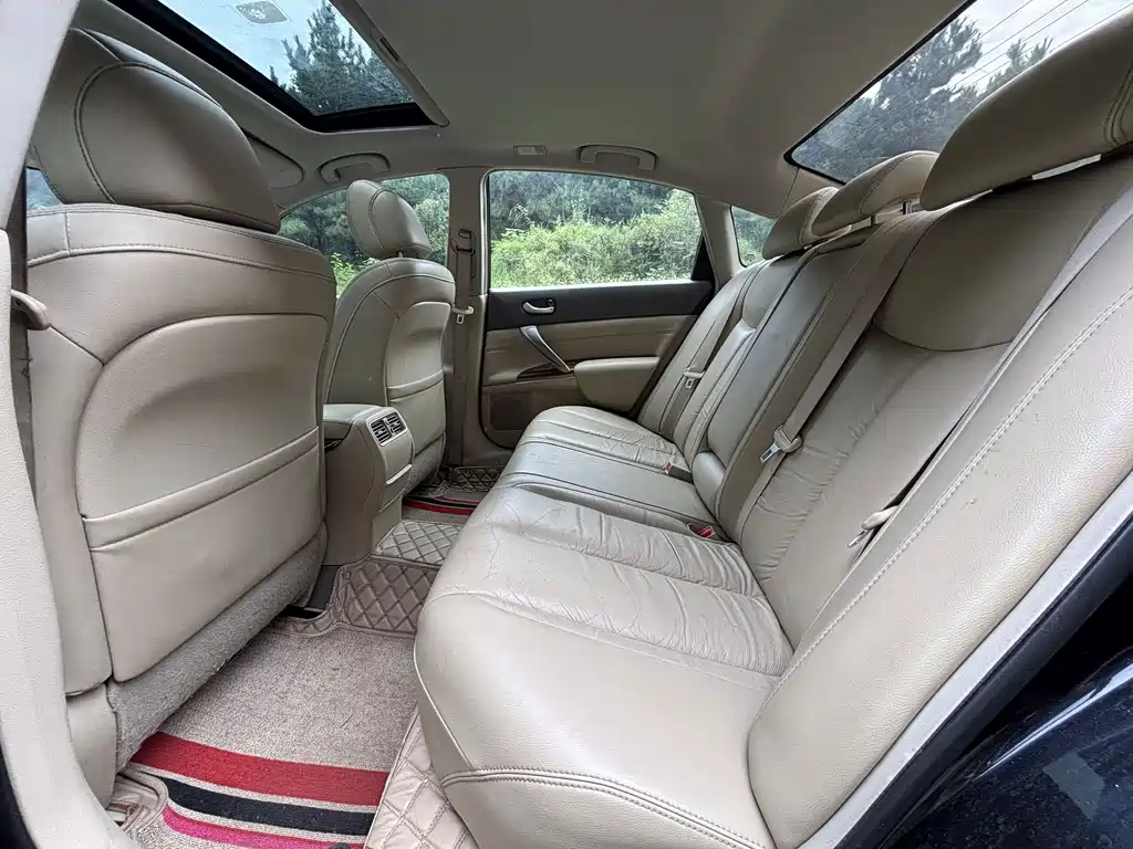 Nissan Teana — миниатюра 8
