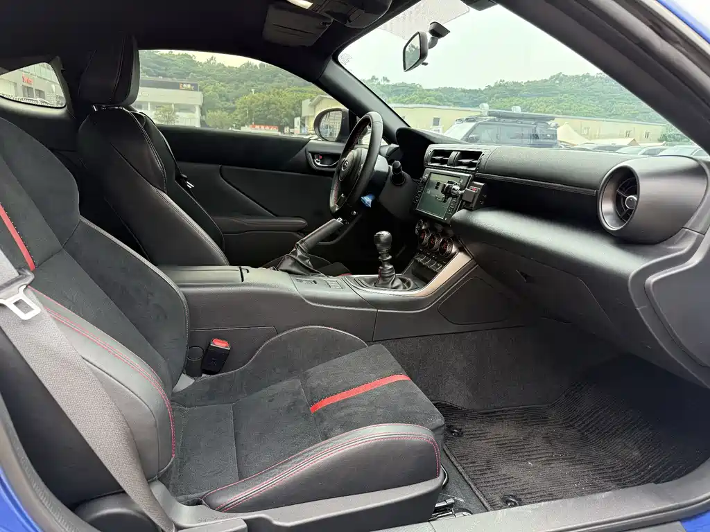 Subaru BRZ — миниатюра 13