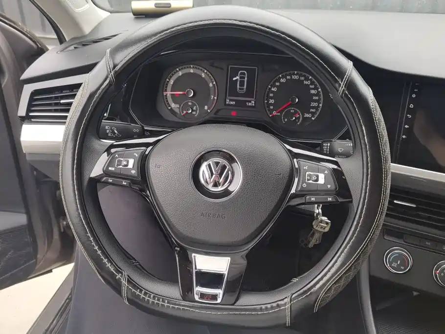 Volkswagen Bora — миниатюра 15