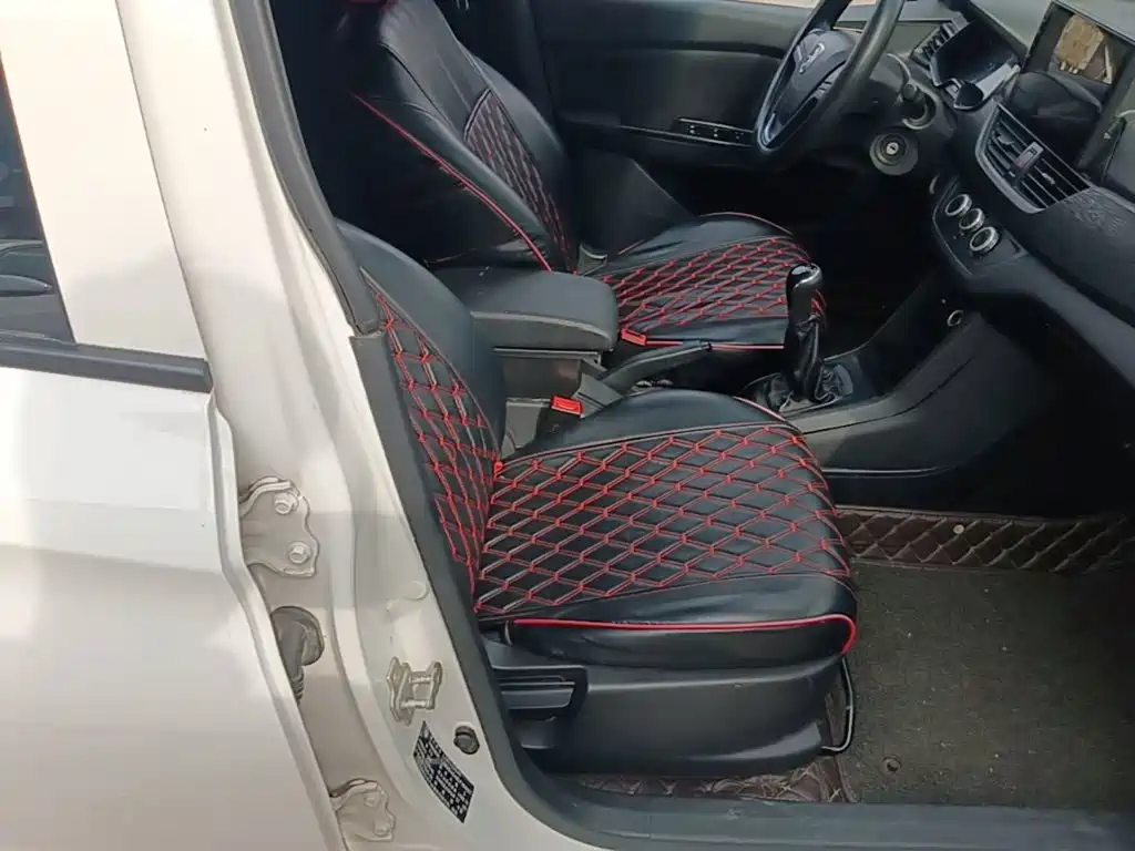 Baojun 310 — миниатюра 25