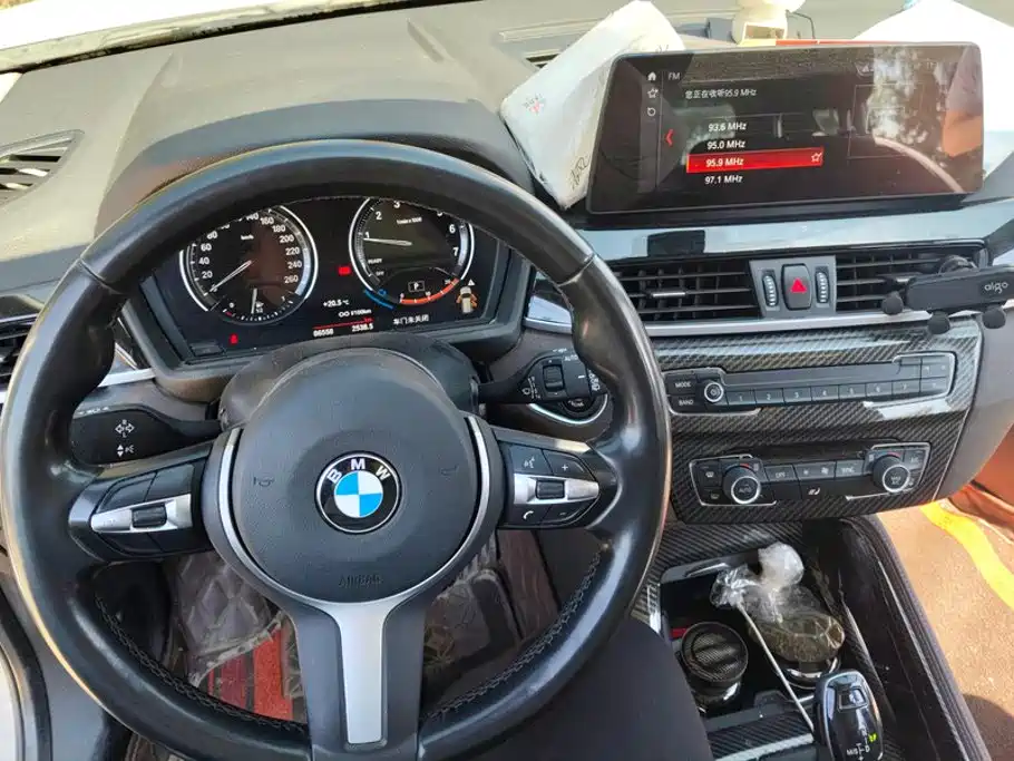 BMW X1 — миниатюра 12