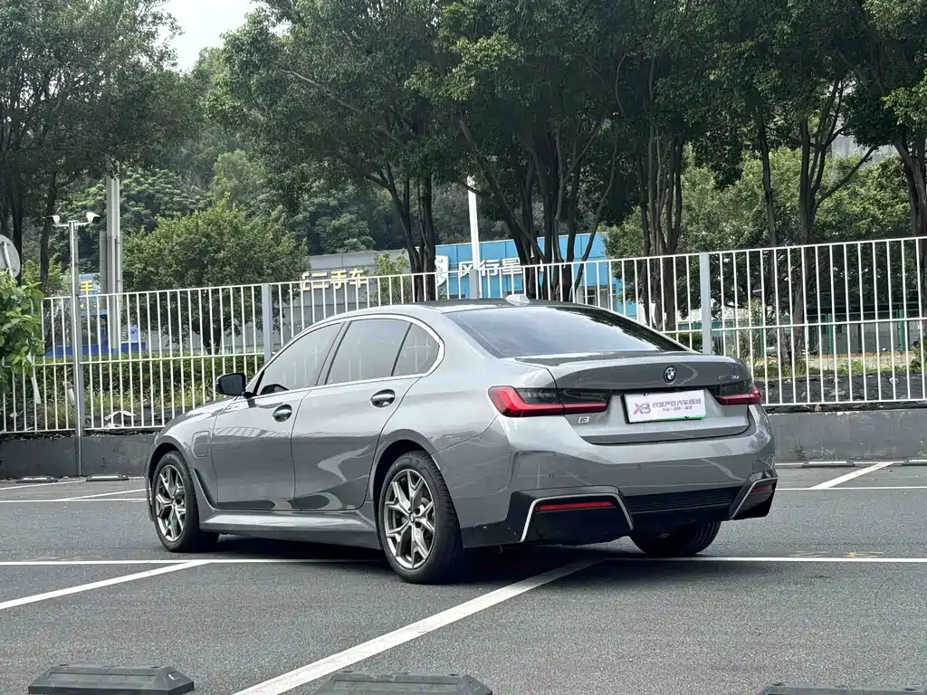 BMW i3 — миниатюра 4