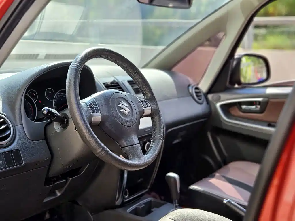 Suzuki SX4 — миниатюра 21