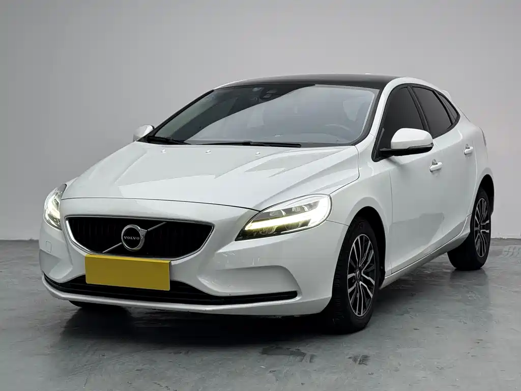Volvo V40 2016