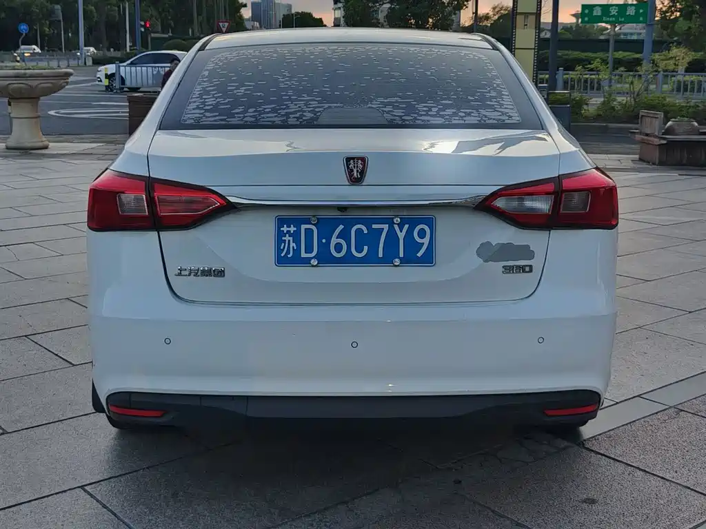 Roewe 360 — миниатюра 5