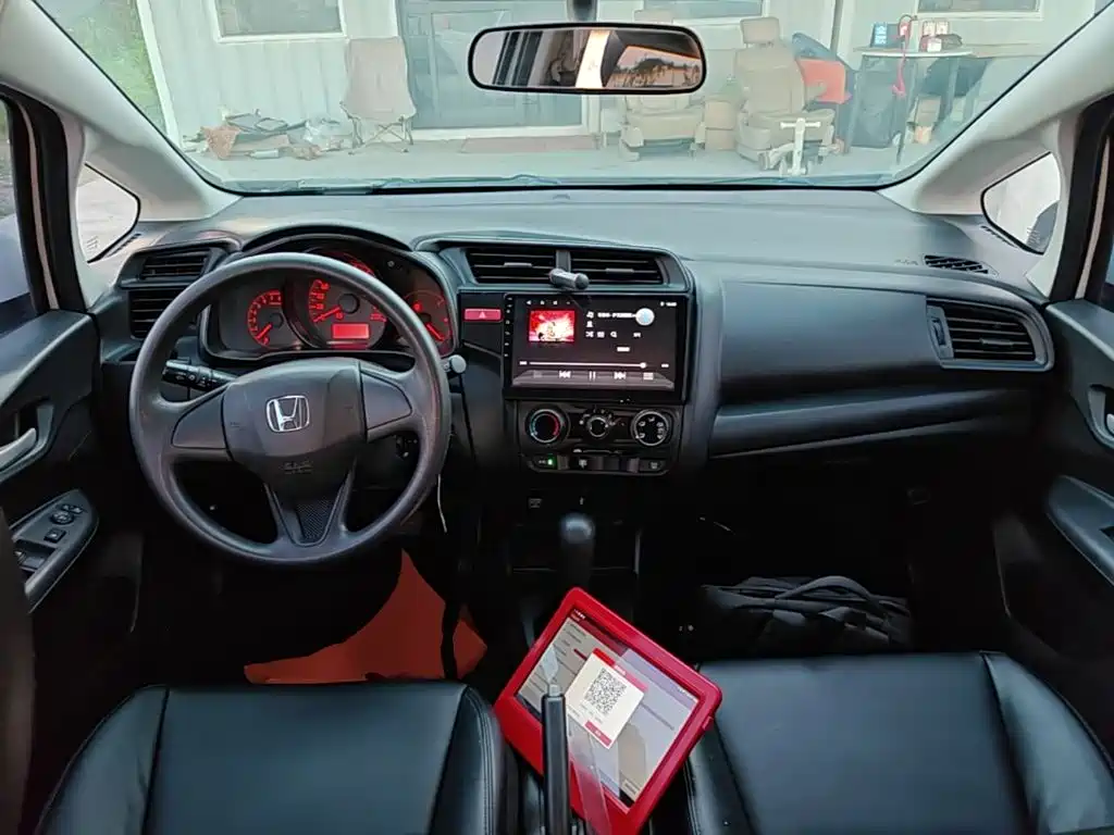 Honda Fit — миниатюра 10