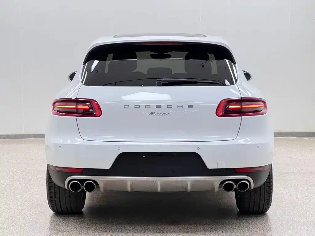 Porsche Macan — миниатюра 28