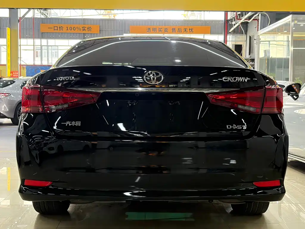 Toyota Crown 2.0T Fashion Edition, фото 8