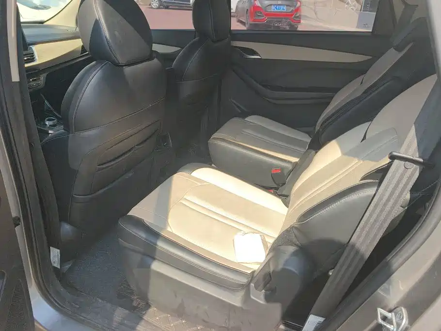 Baojun 360 — миниатюра 10